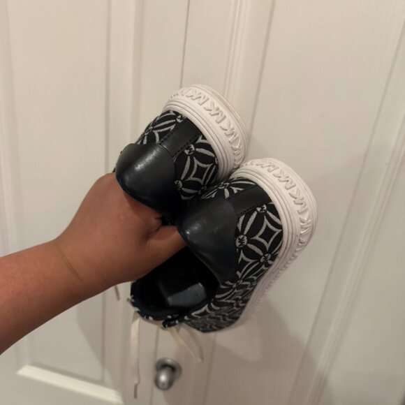 EUC Michael Kors Grove Lace Up Sneakers - Picture 5 of 10